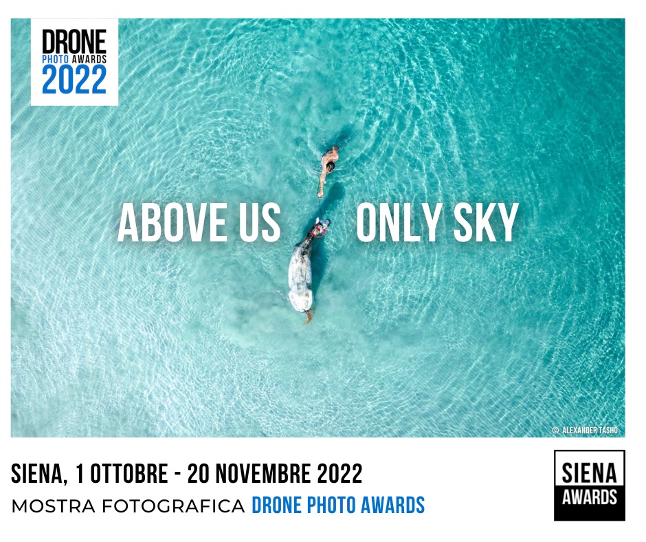 2020.10.24 MOSTRA ABOVE US ONLY SKY